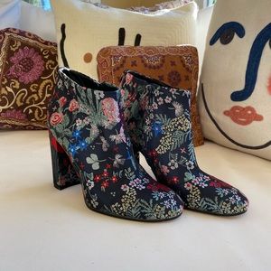 Sam Edelman Campbell Bootie / 8